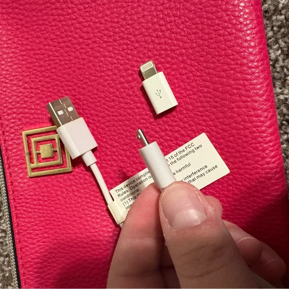 Liz Claiborne Vegan Faux Pebbled Leather Phone Charging Wristlet Wallet